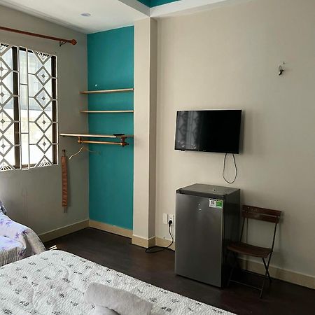 Vuong Tron Homestay ホーチミン市 エクステリア 写真