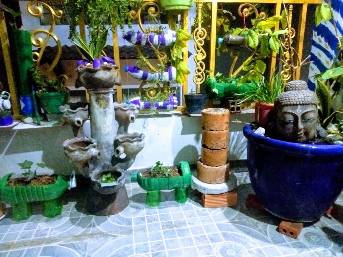 Vuong Tron Homestay ホーチミン市 エクステリア 写真
