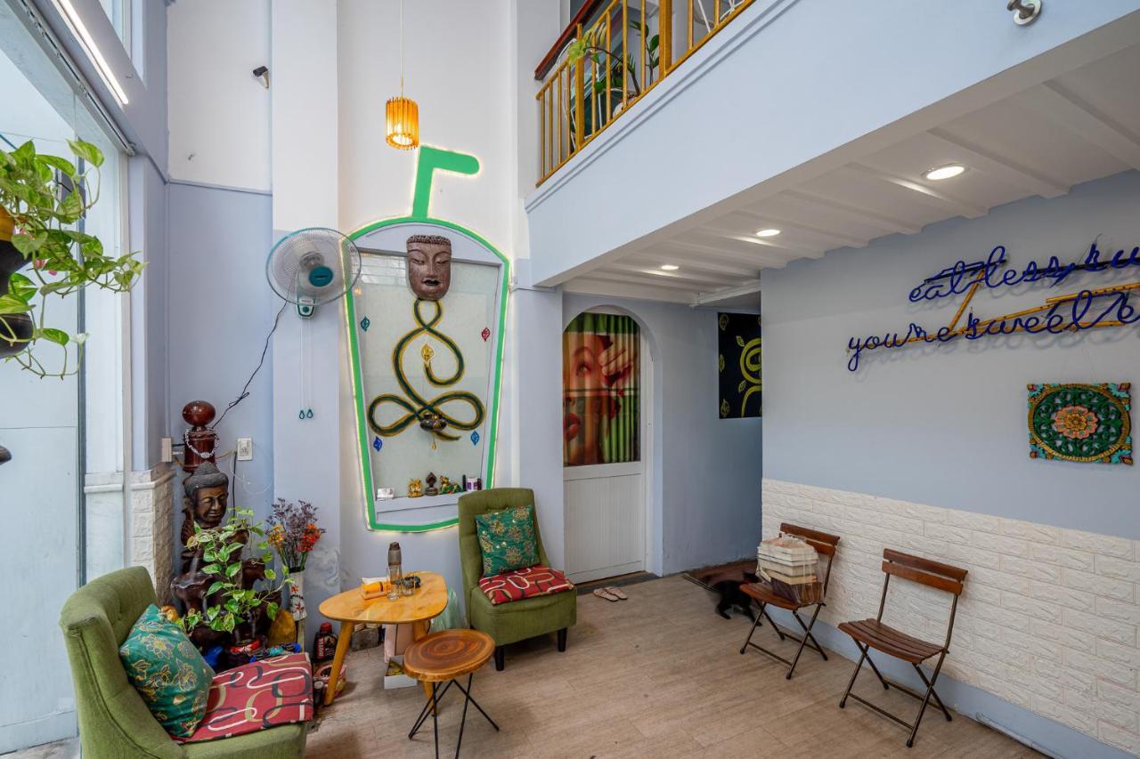 Vuong Tron Homestay ホーチミン市 エクステリア 写真